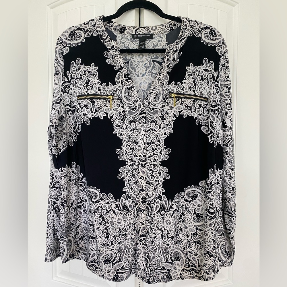 Inc International concepts woman V-neck black and white blouse